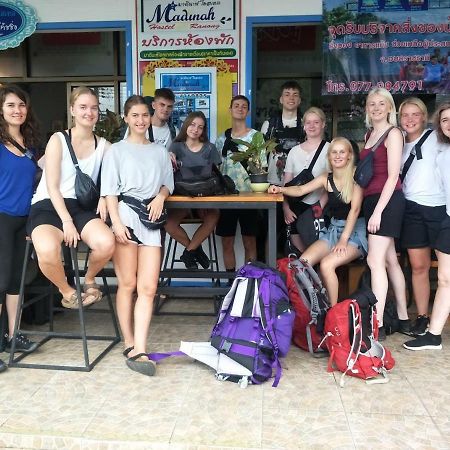 Madinah Hostel Ranong Ban Lum Than Экстерьер фото