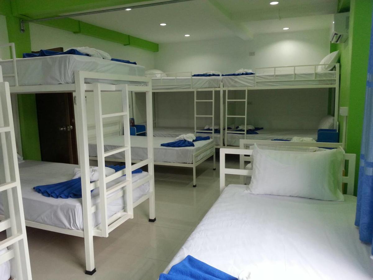 Madinah Hostel Ranong Ban Lum Than Экстерьер фото