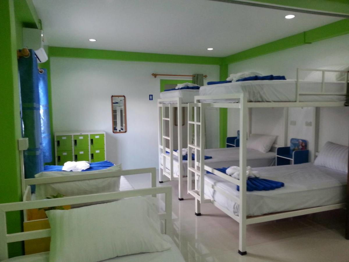 Madinah Hostel Ranong Ban Lum Than Экстерьер фото