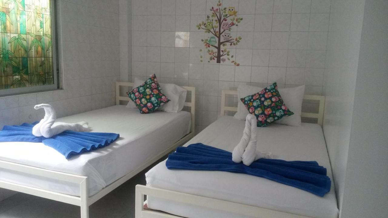 Madinah Hostel Ranong Ban Lum Than Экстерьер фото