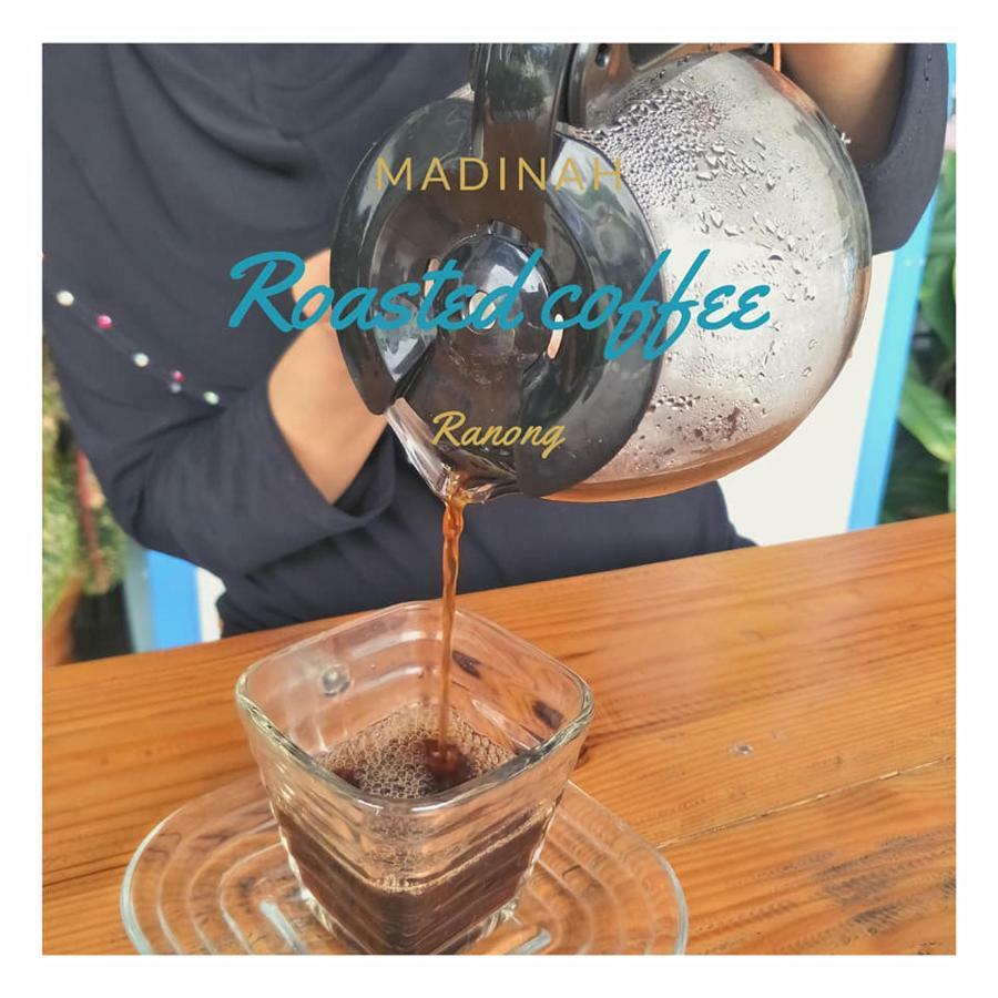 Madinah Hostel Ranong Ban Lum Than Экстерьер фото